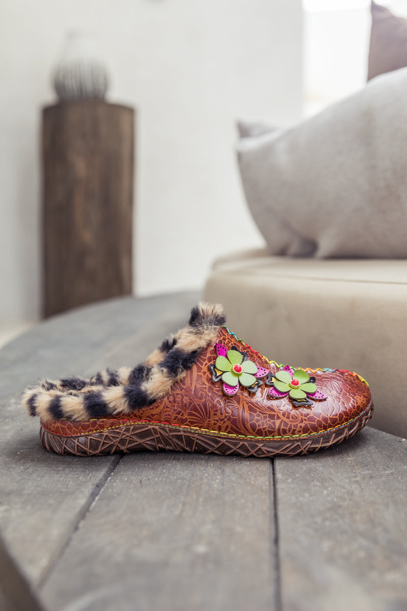 SOFFIA | Tiger Printed Wool Lined Applique Leather Slipper - Brown