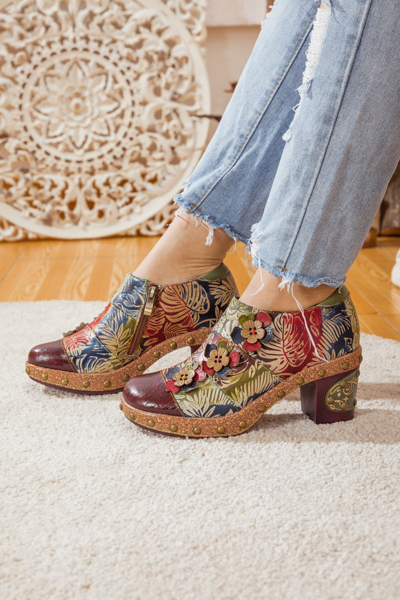 SOFFIA | FLORAL APPLIQUED LEATHER LOAFER