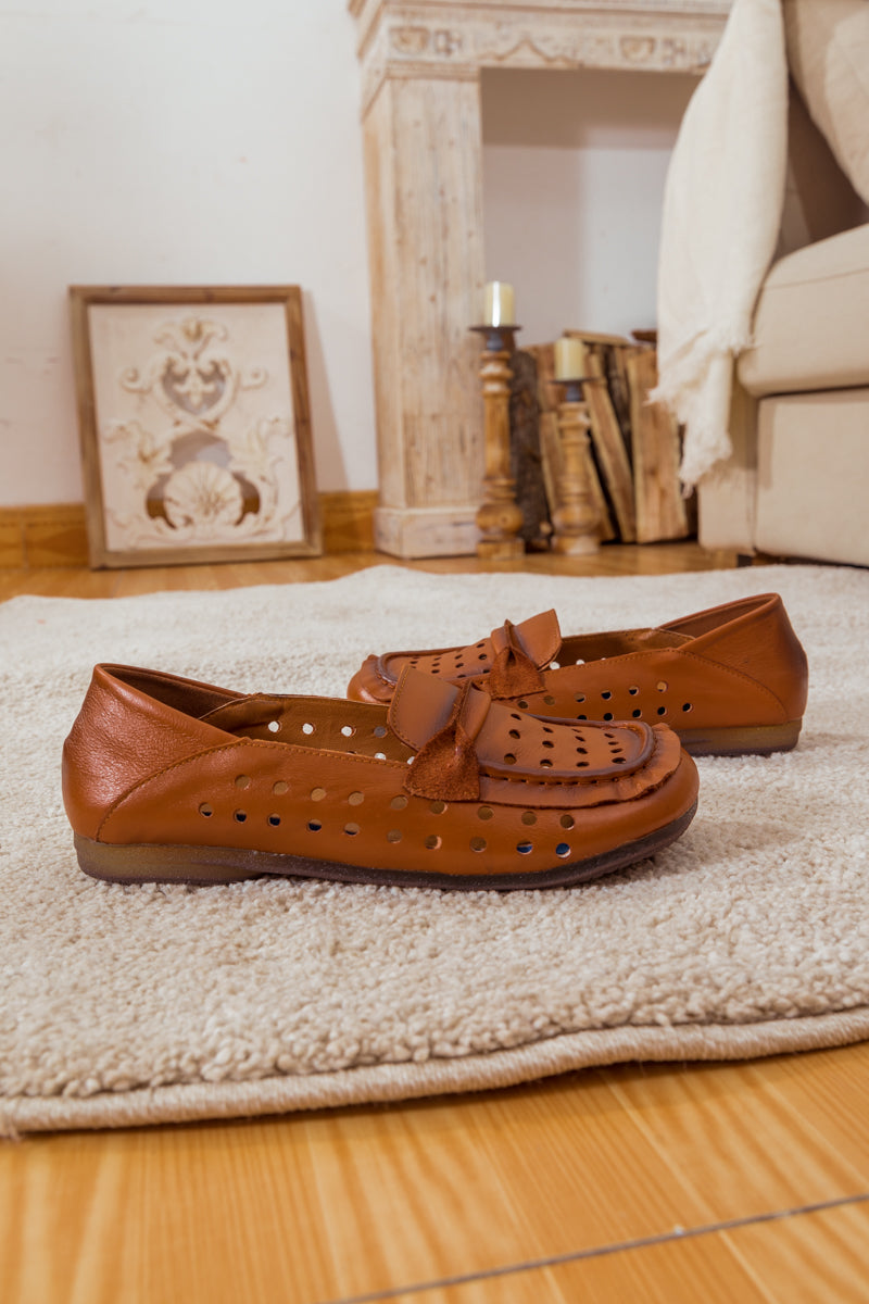 RUMOUR HAS IT| PERFORATED LEATHER LOAFER  - BROWN