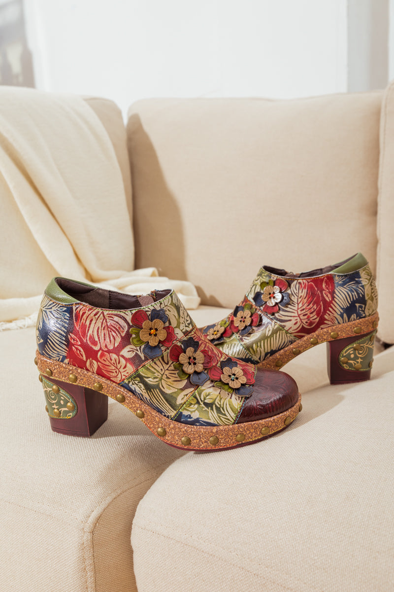 SOFFIA | FLORAL APPLIQUED LEATHER LOAFER