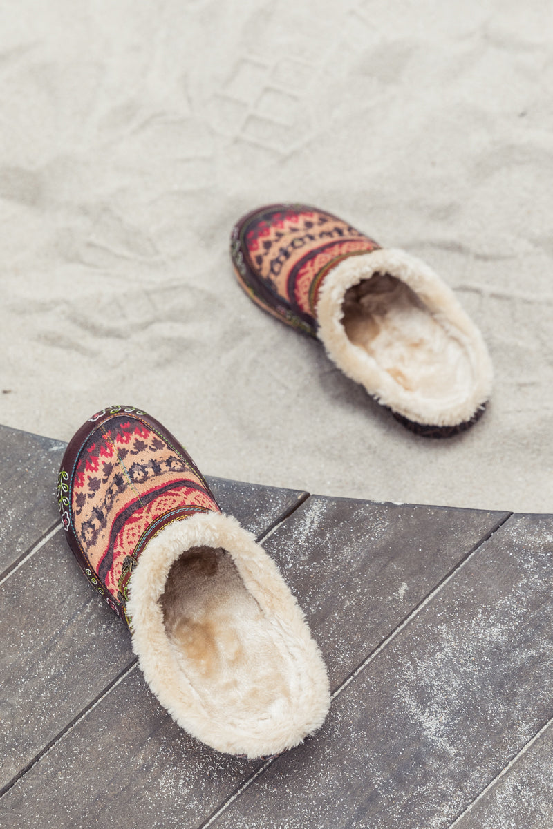 SOFFIA | Genuine Leather Geometry Printed Wool Lined Slippers Clogs - Brown