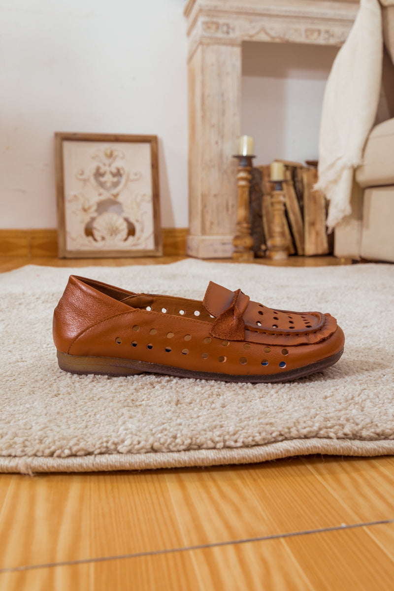 RUMOUR HAS IT| PERFORATED LEATHER LOAFER  - BROWN