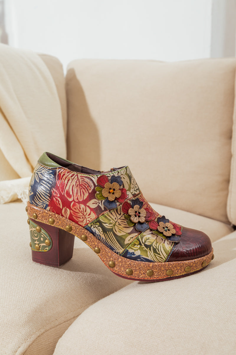 SOFFIA | FLORAL APPLIQUED LEATHER LOAFER