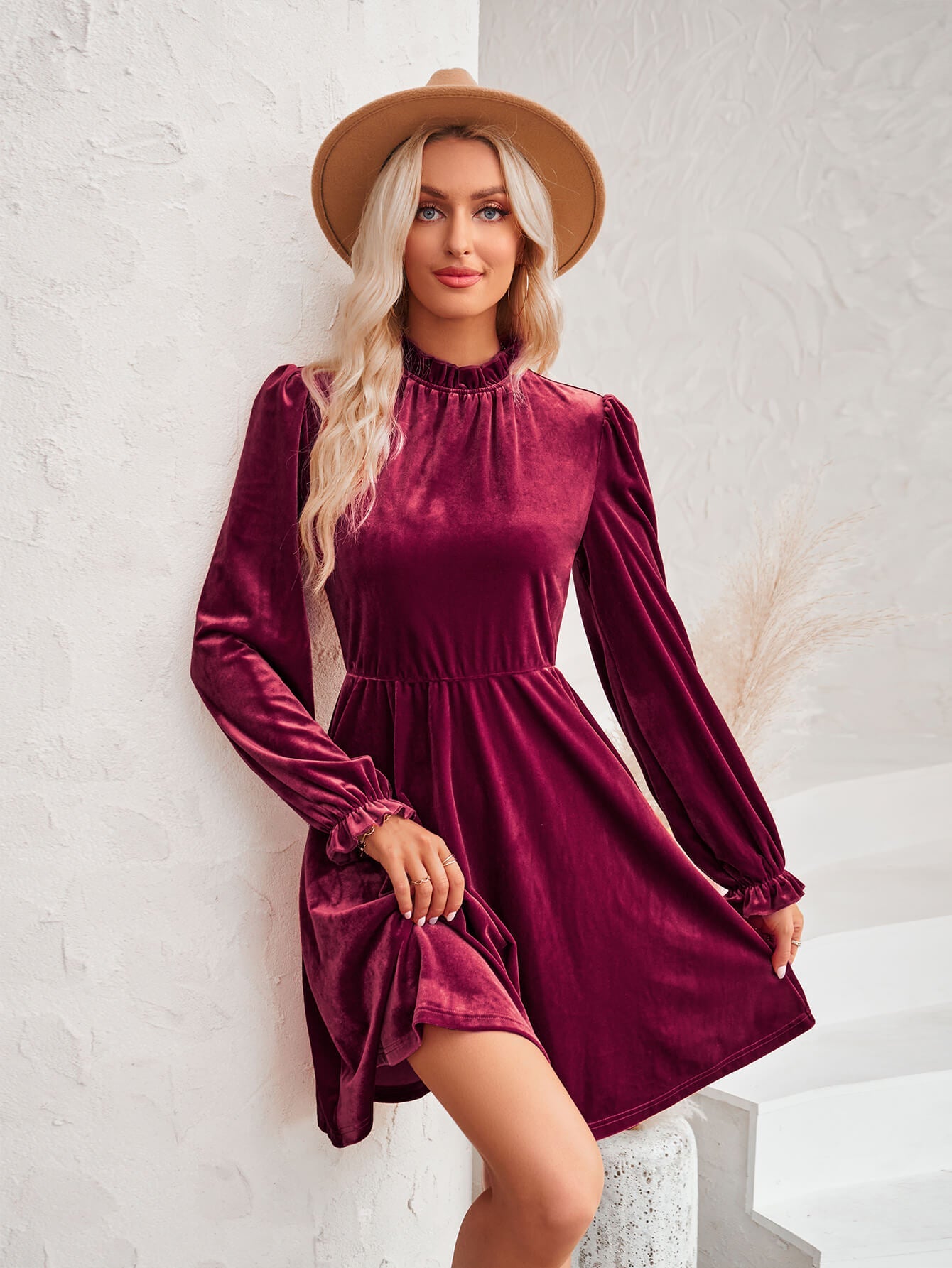 Cosmo Please Velvet Mini Dress - Burgundy