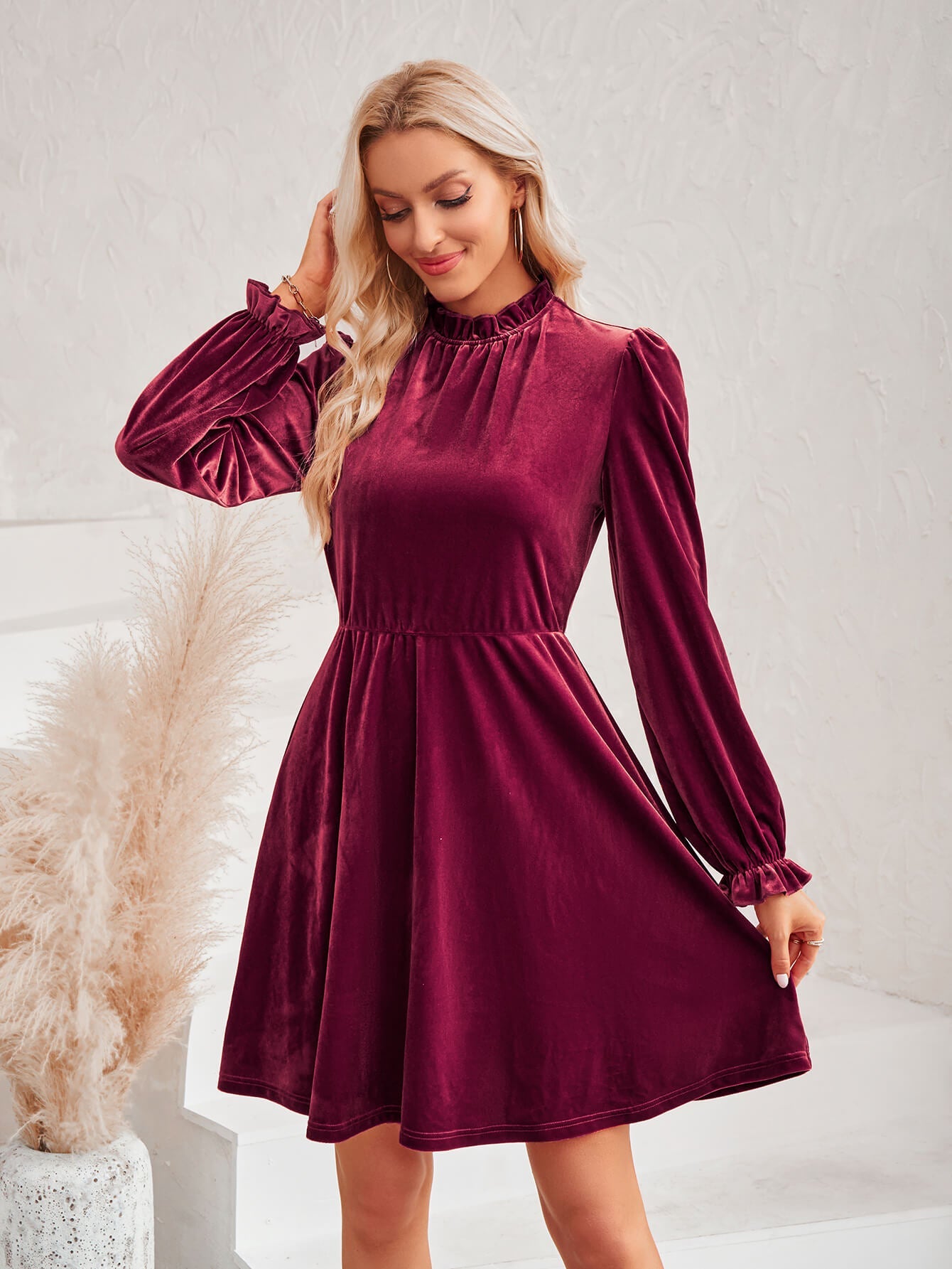 Cosmo Please Velvet Mini Dress - Burgundy