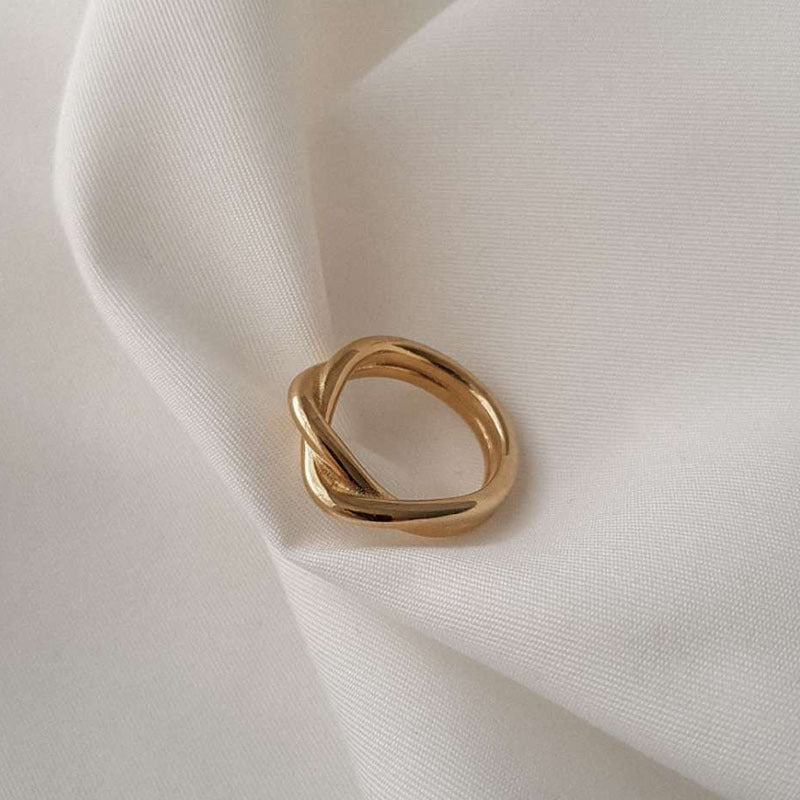 Celeste Twisted Gold Ring