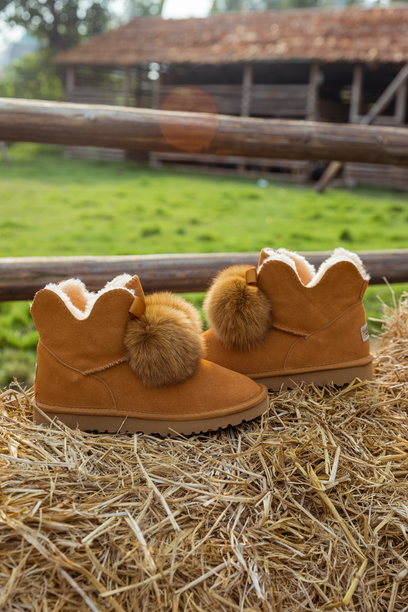 SMAIBULUN Ugg | Faux Fur Balls Suede Boot - Chestnut