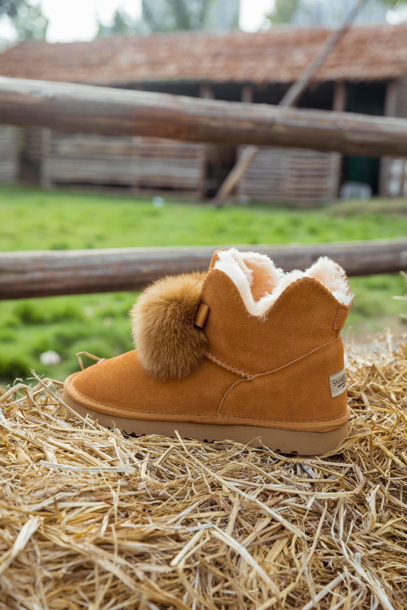 SMAIBULUN Ugg | Faux Fur Balls Suede Boot - Chestnut