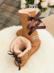 SMAIBULUN Ugg | DOUBLE RIBBON BOW SUEDE BOOT - Chestnut