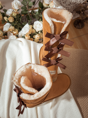 SMAIBULUN Ugg | Tri Ribbon Bow Suede Boots - Chestnut