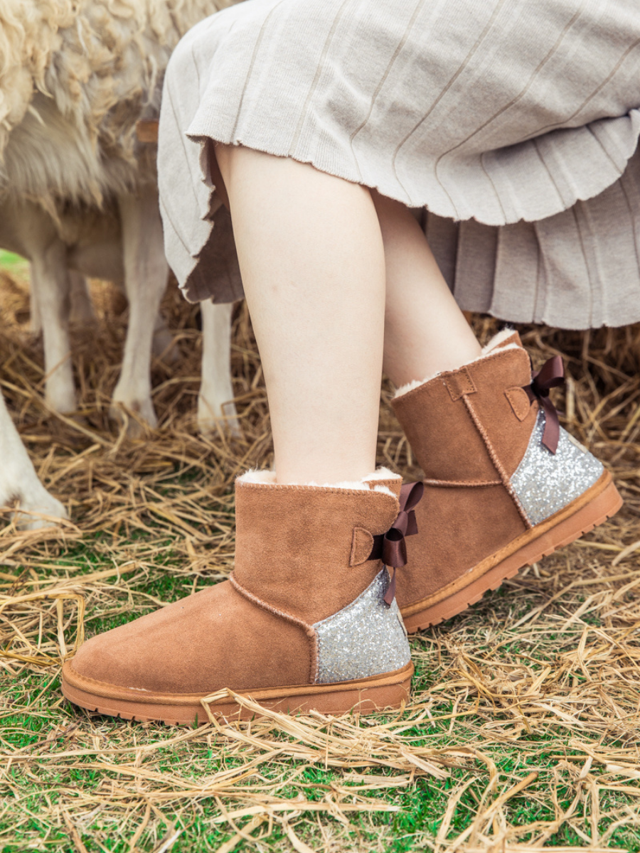 SMAIBULUN Ugg | Sequins Ballet Bow Mini Boots - Chestnut