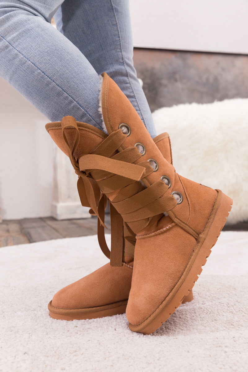 SMAIBULUN Ugg | Ribbon Lace-Up Faux Fur-lined Suede Boot - Chestnut