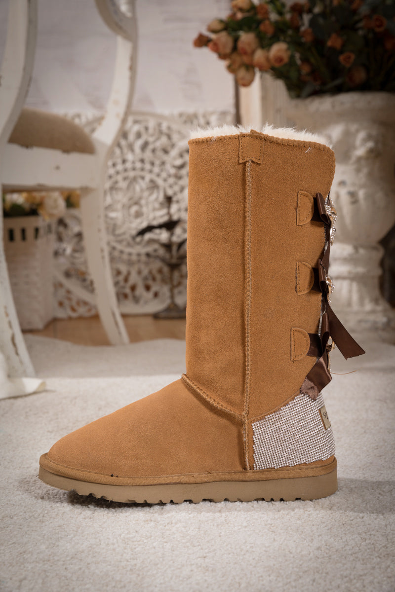 SMAIBULUN Ugg | Rhinestone Ribbon Tri-Tie Bow Suede Boots - Chestnut