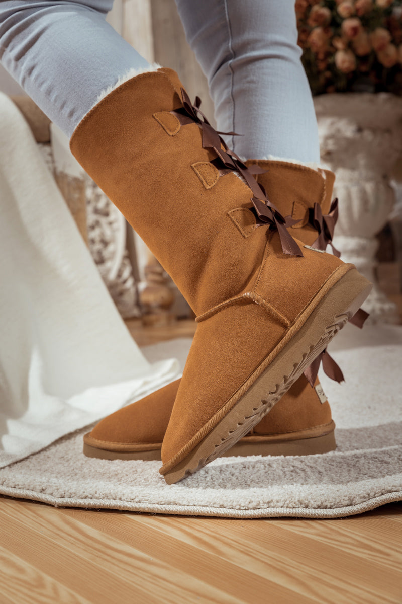 SMAIBULUN Ugg | Tri Ribbon Bow Suede Boots - Chestnut