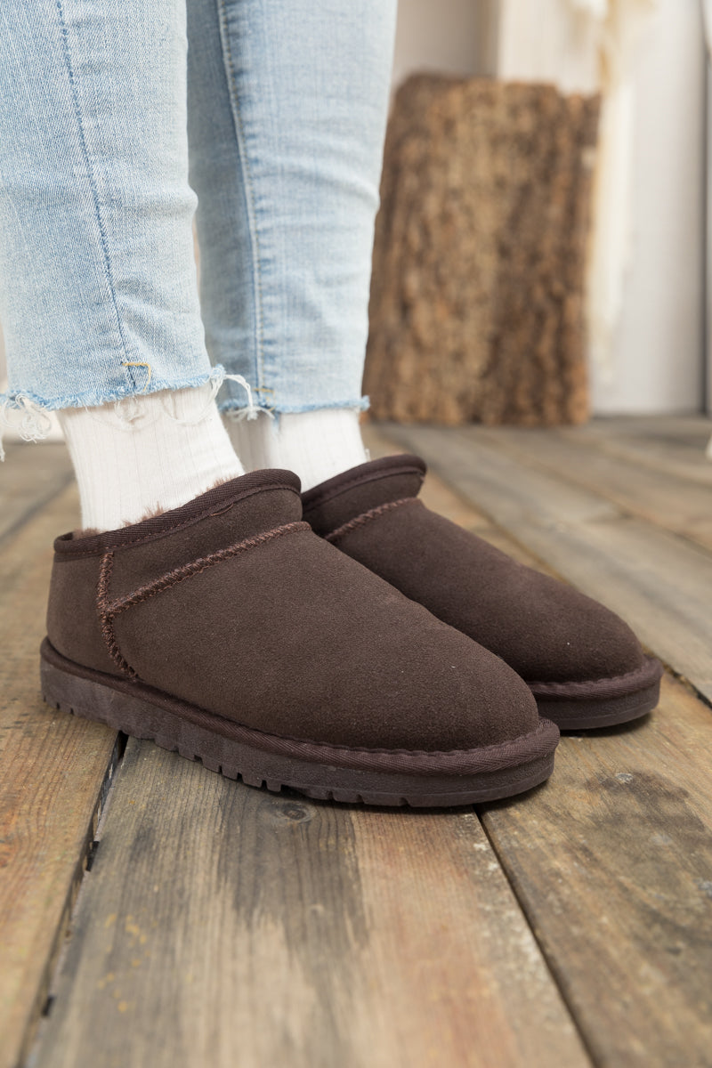 SMAIBULUN Ugg | Faux-Fur-Lined Suede Tasman Ankle Boot - Chocolate