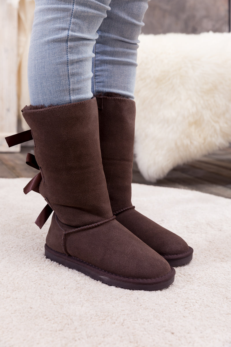 SMAIBULUN Ugg | Tri Ribbon Bow Suede Boots - Chocolate