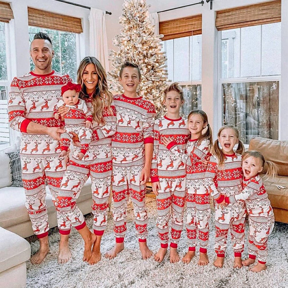 Red Reindeer Print Stitching Christmas Family Pajamas Set