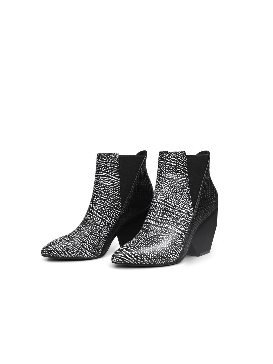 JadyRose | Black White Sketch Printed Geometry Heel Leather Mid Heel Ankle Boots