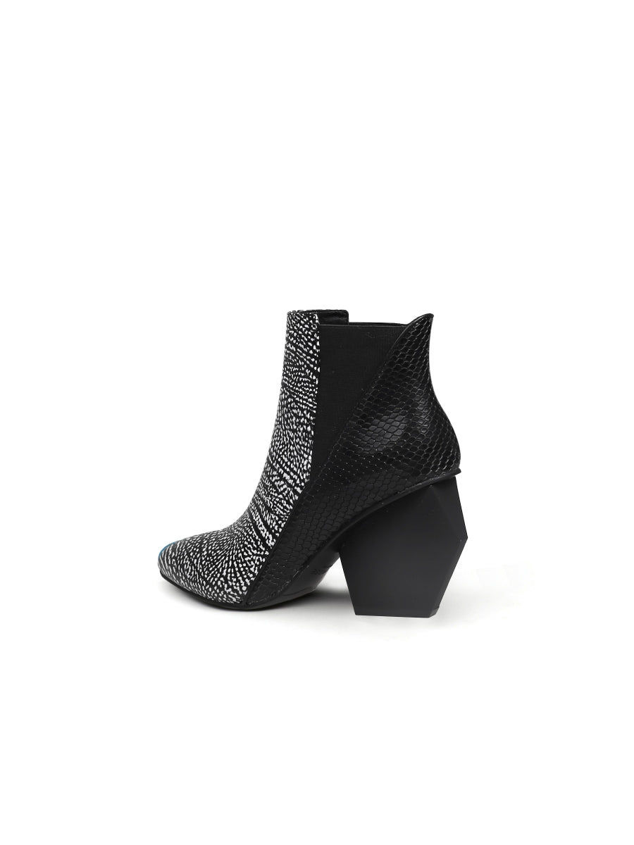 JadyRose | Black White Sketch Printed Geometry Heel Leather Mid Heel Ankle Boots