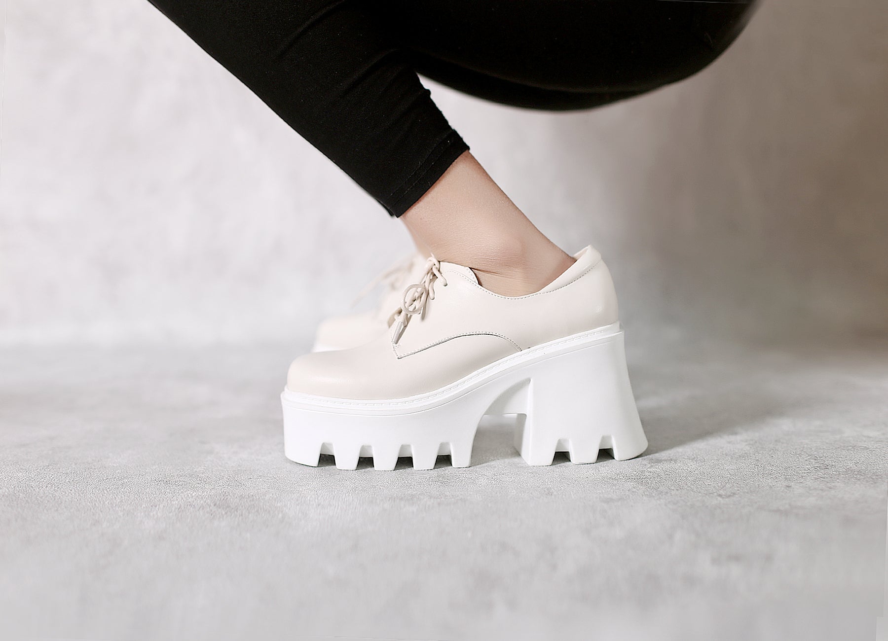 JadyRose | Freesia Lace-Up Chunky Heel Platform Leather Oxford