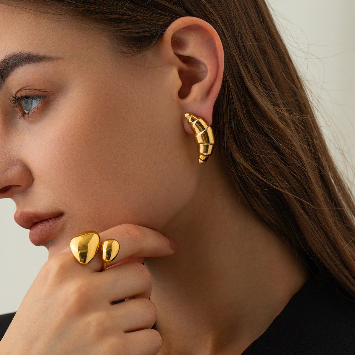 Croissant Gold Earrings