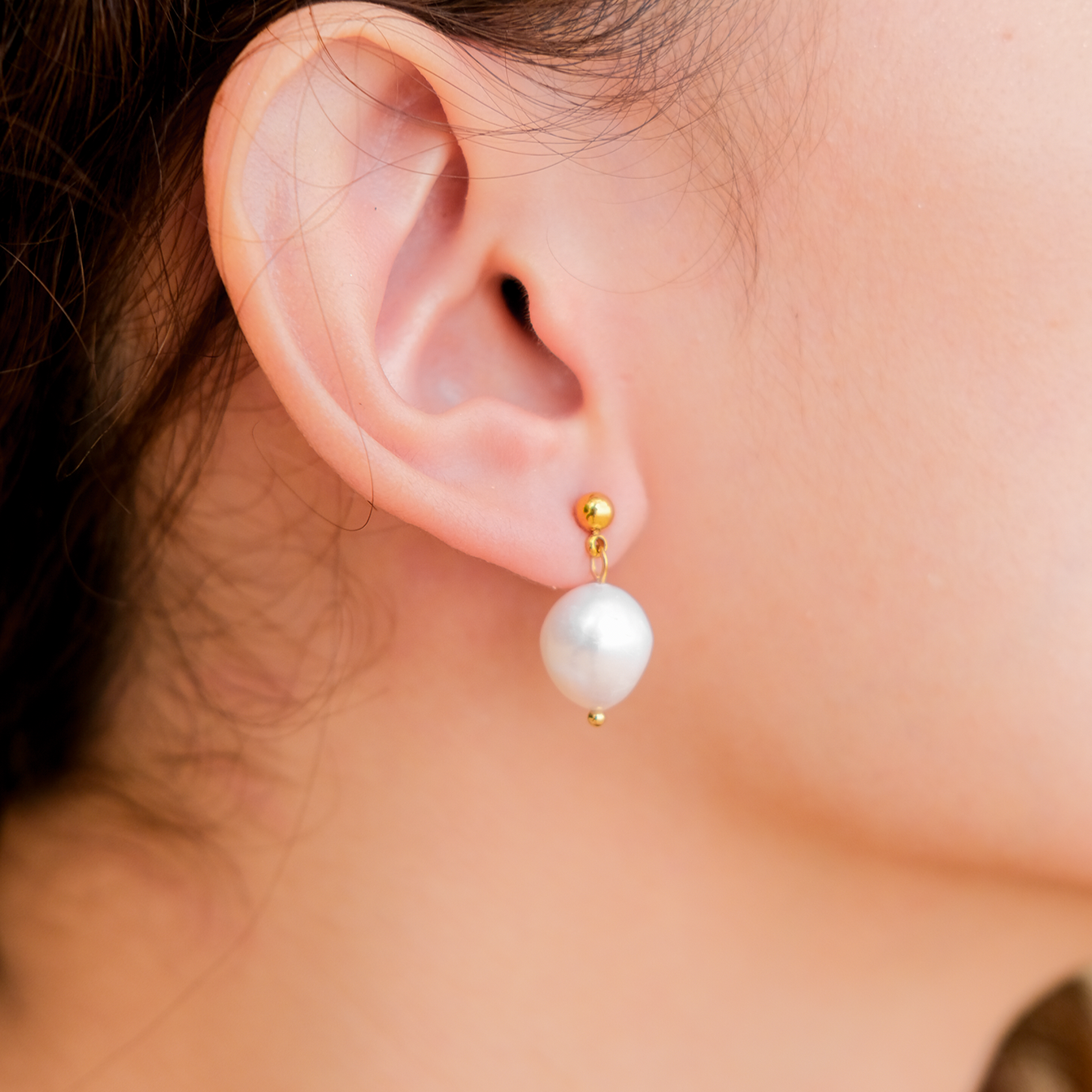 Delilah Freshwater Pearl Drop Earrings