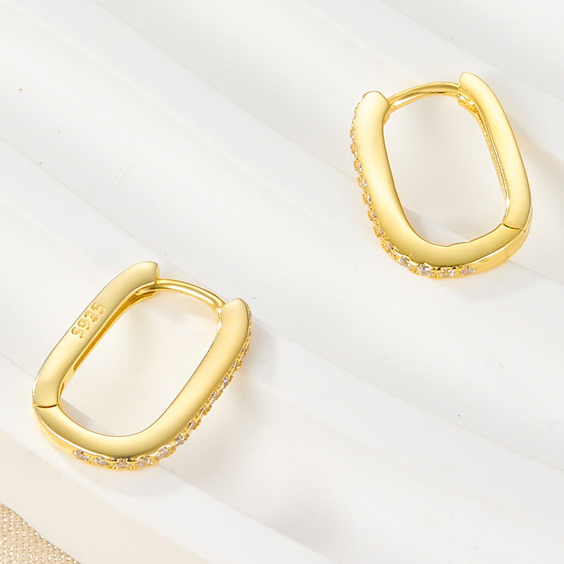 Elara Oval Earrings