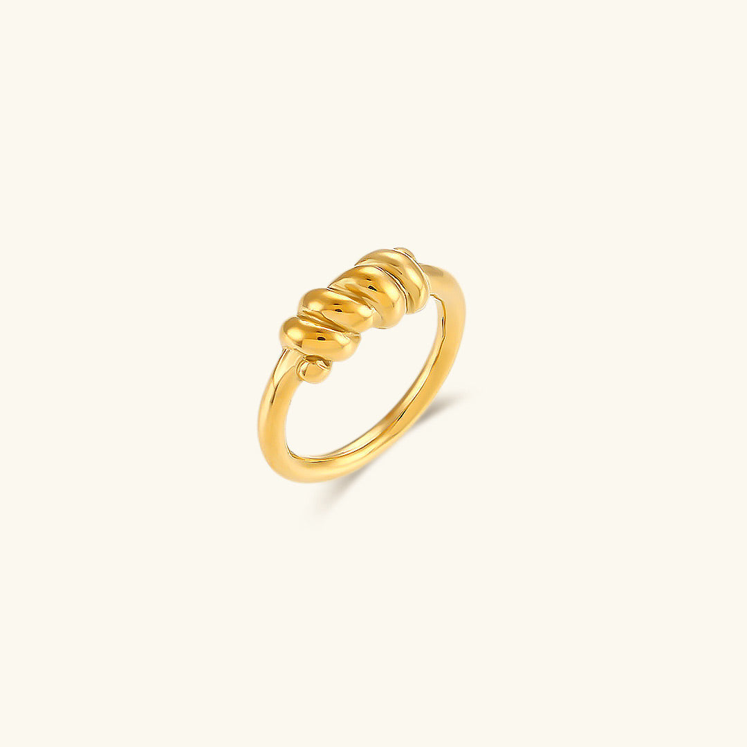 Elara Twist Ring