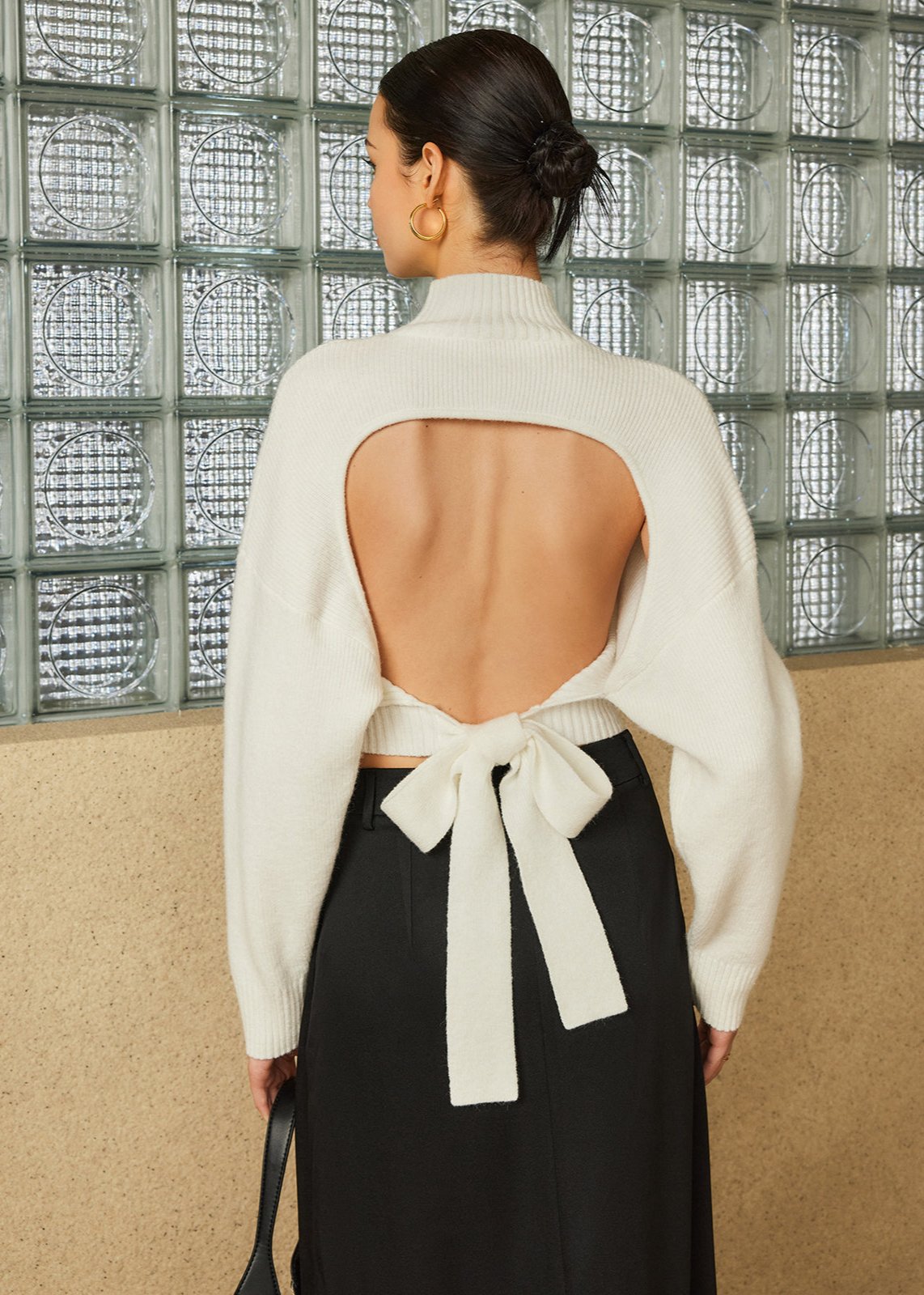 Elegant Open-Back Bow Sweater