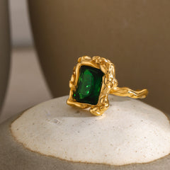 Elowen Emerald Ring