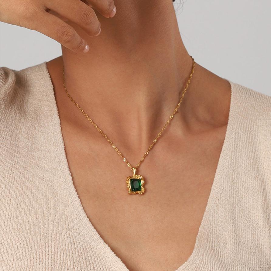 Esmeralda Emerald Pendant Necklace