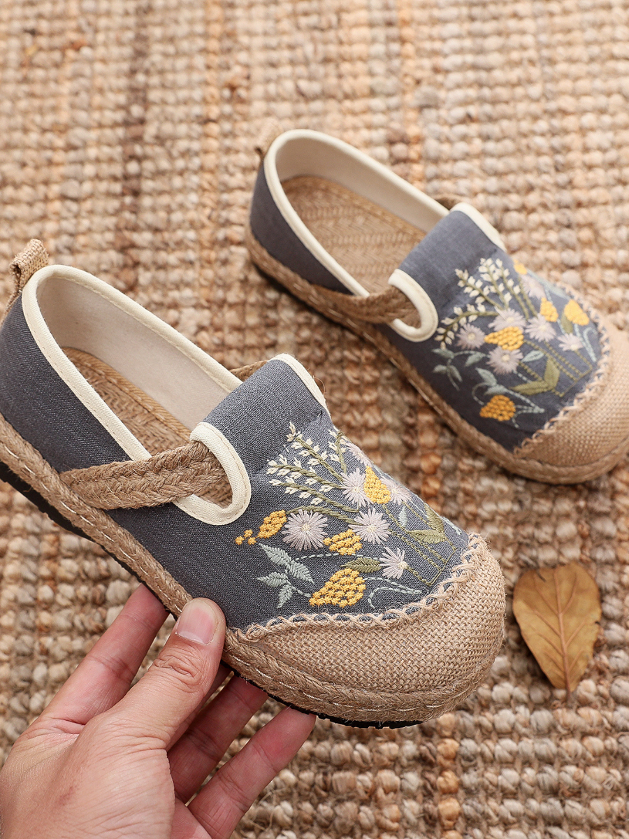 Cactus Rose | Field Corn Embroidered Linen Round Toe Espadrilles Loafers - Grey