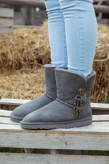 SMAIBULUN Ugg | FAUX FUR-LINED COOPER LOCK TASSEL BOOT - GREY