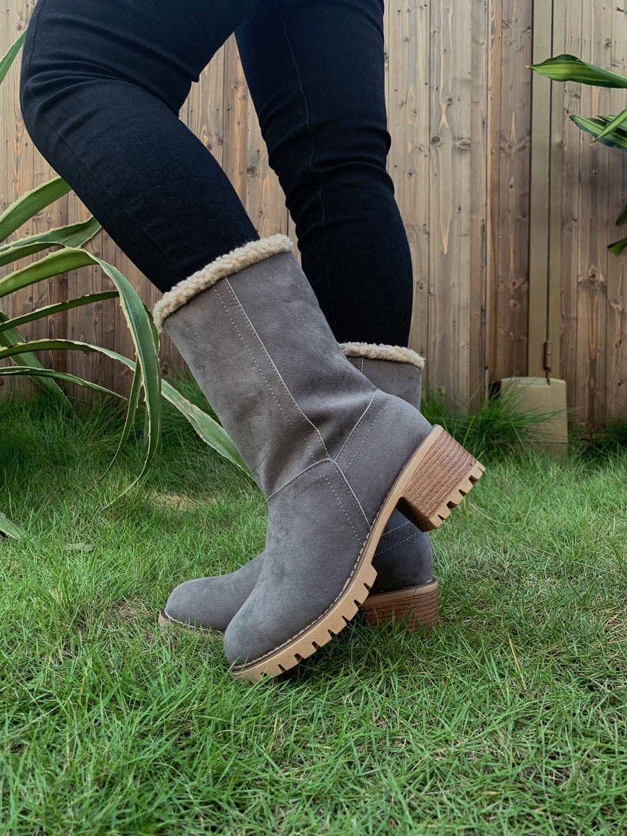 En Bloom | Plush-Lined Fold-Over Boot - Grey