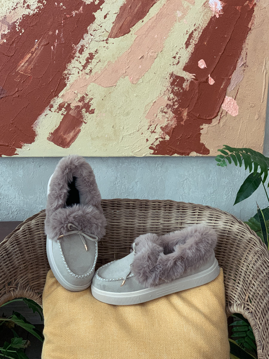 En Bloom | Grey Faux-Fur Anklet Yana Moccasin