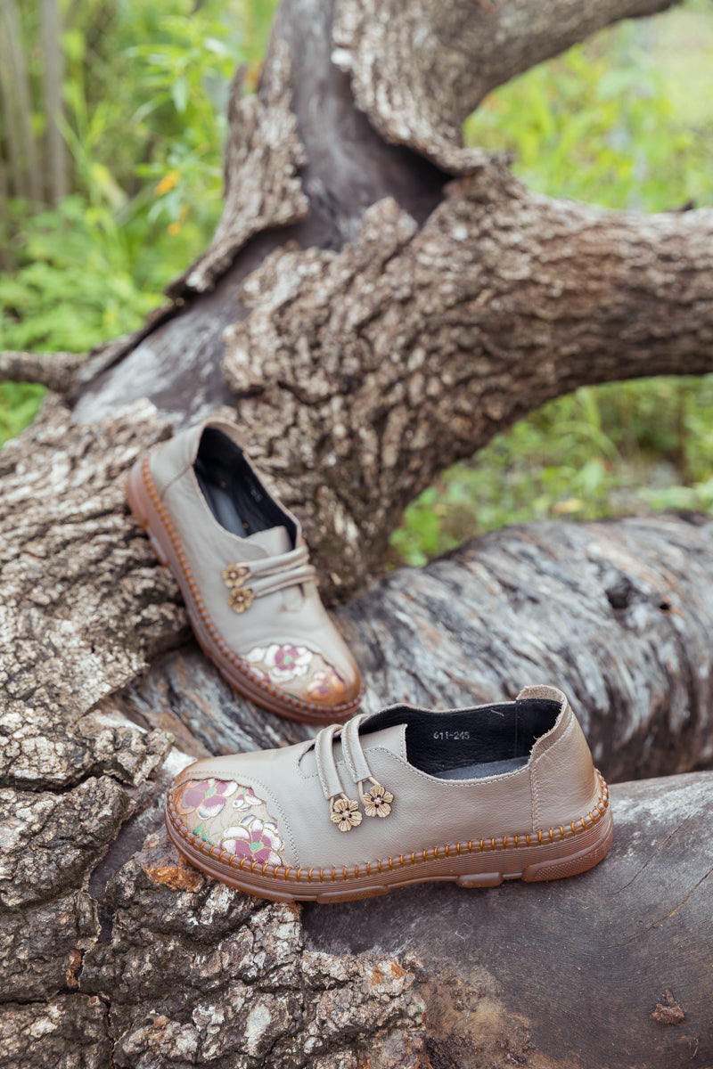 RUMOUR HAS IT| FLORAL EMBROIDERED LEATHER LOAFER - GREY