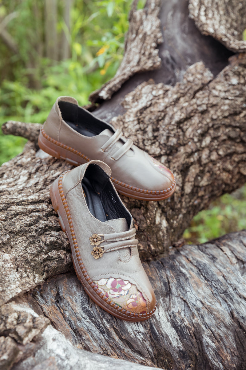 RUMOUR HAS IT| FLORAL EMBROIDERED LEATHER LOAFER - GREY