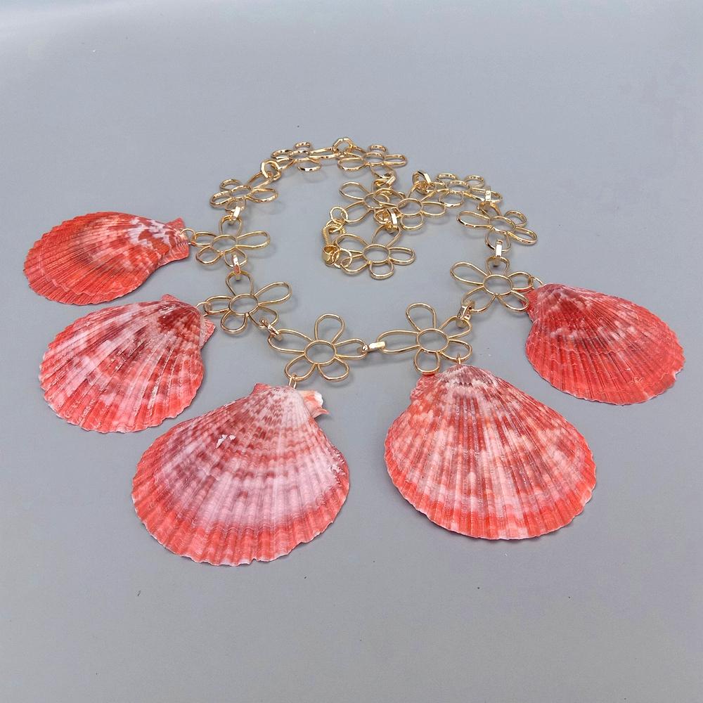 Red Seas Pendant Necklace