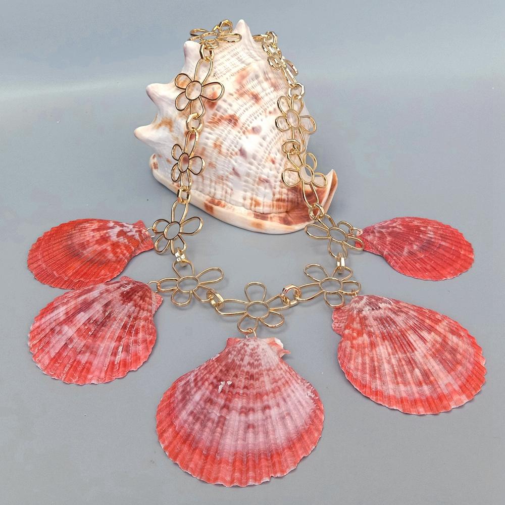 Red Seas Pendant Necklace