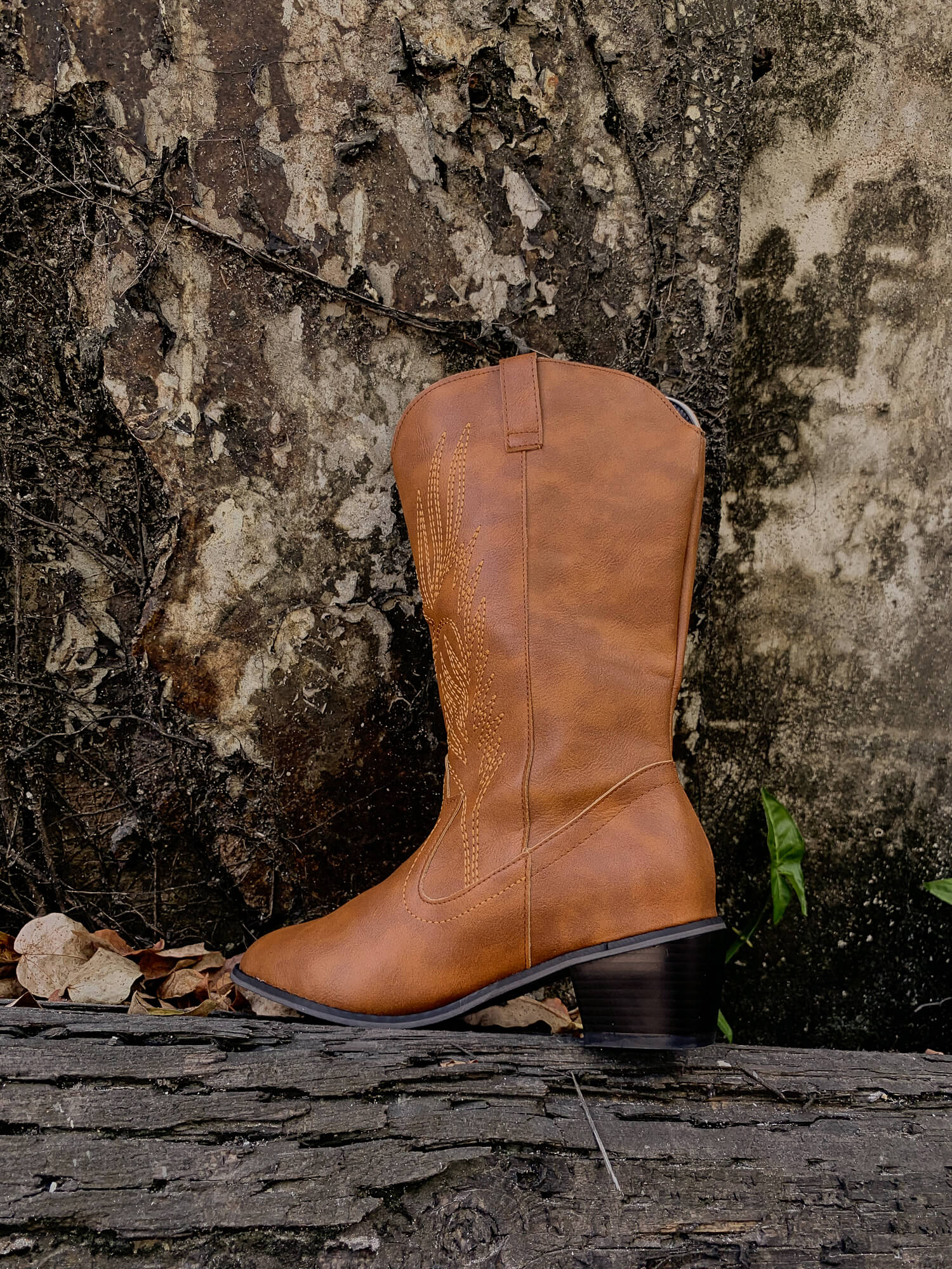 En Bloom | Angel Wing Embroidered Cowboy Heel Comfy Knee Boots - Brown