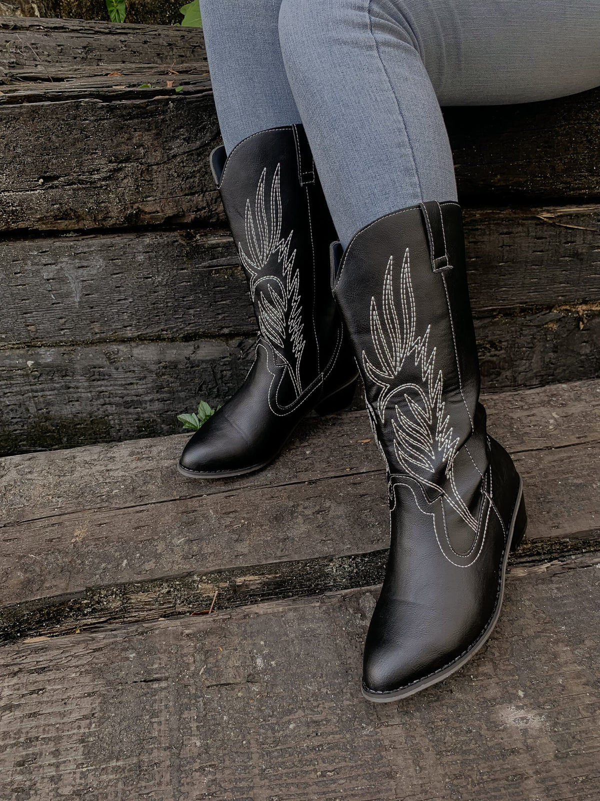 En Bloom | Angel Wing Embroidered Cowboy Heel Knee Boots - Black