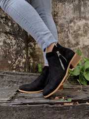 En Bloom | Classic Low Ankle Boots - Black