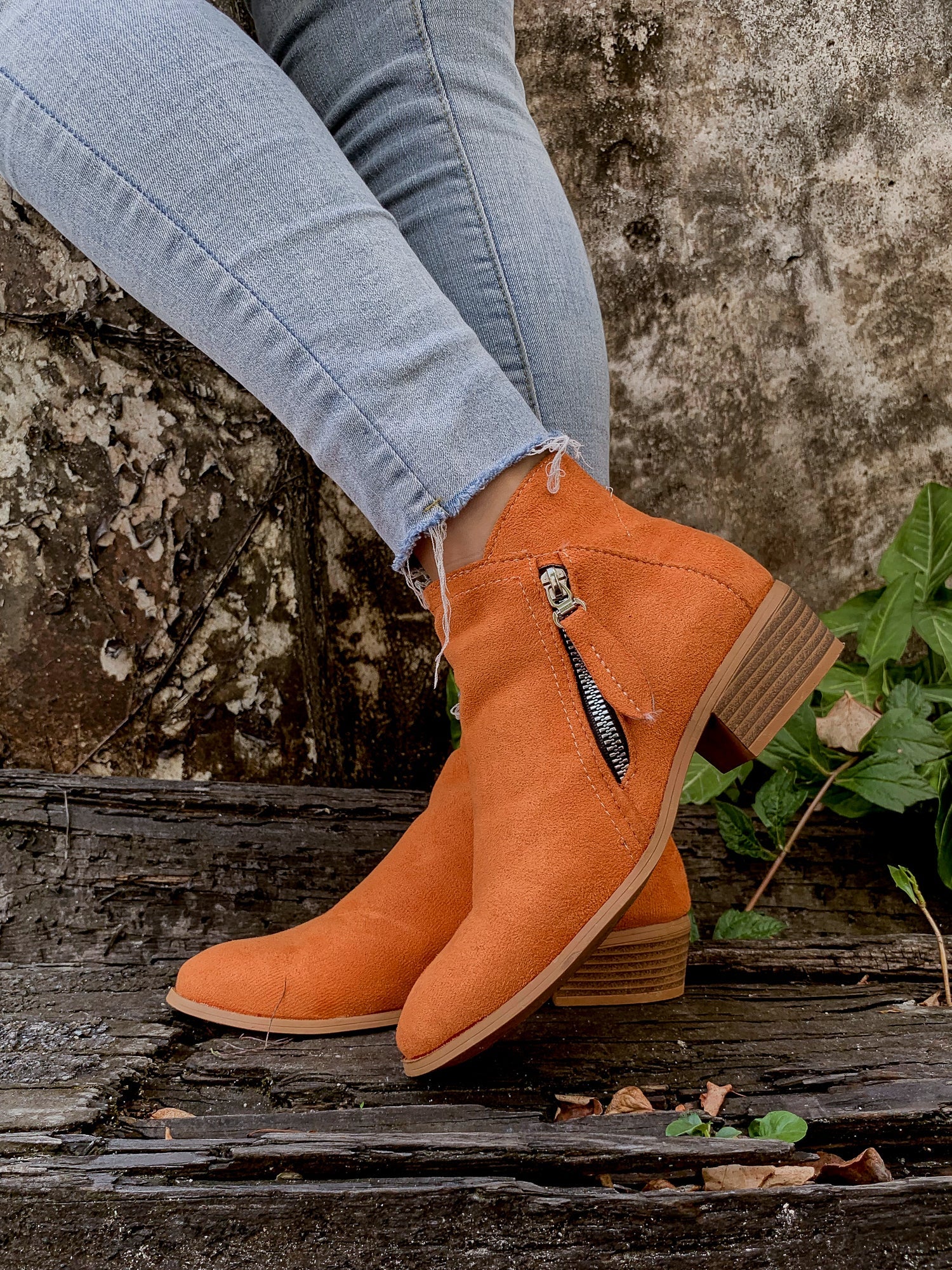 En Bloom | Classic Low Ankle Boots - Orange