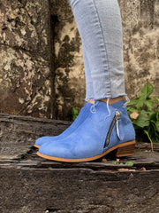 En Bloom | Classic Low Ankle Boots - Blue