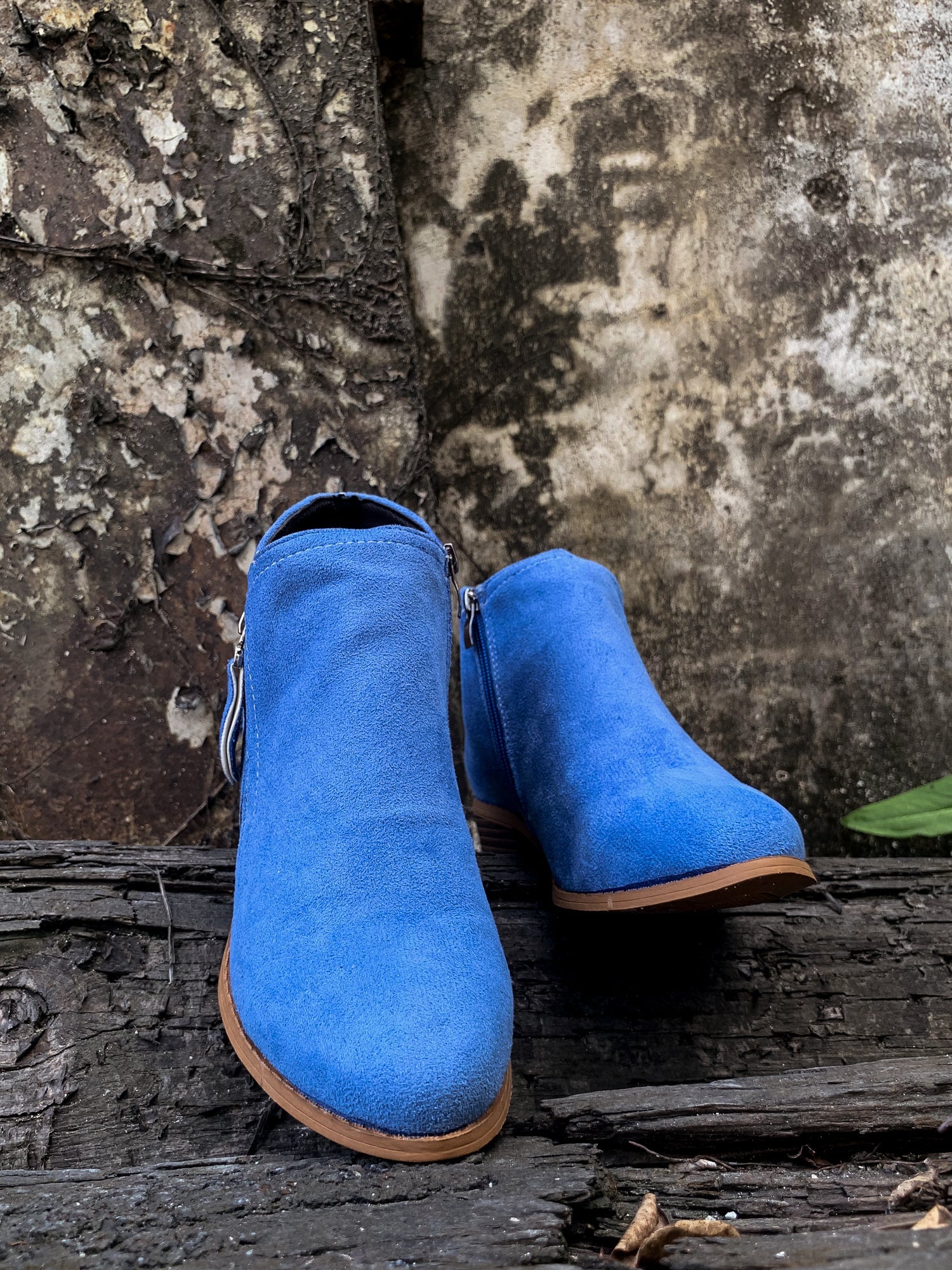 En Bloom | Classic Low Ankle Boots - Blue