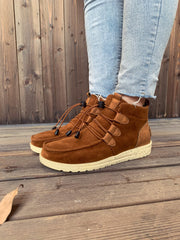 En Bloom | NIRVANA Bungee Lace-Up Sneaker - Chestnut