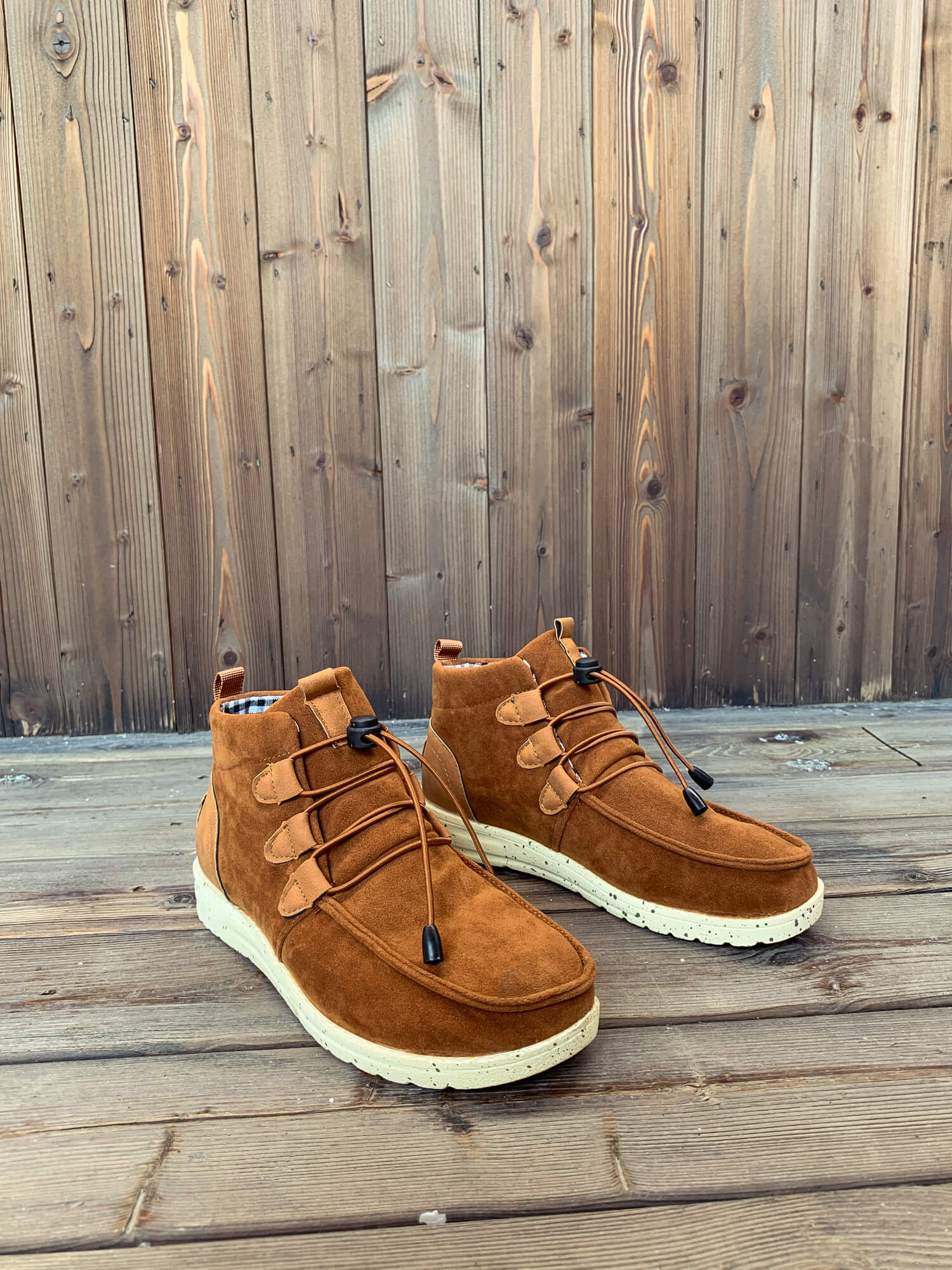 En Bloom | NIRVANA Bungee Lace-Up Sneaker - Chestnut