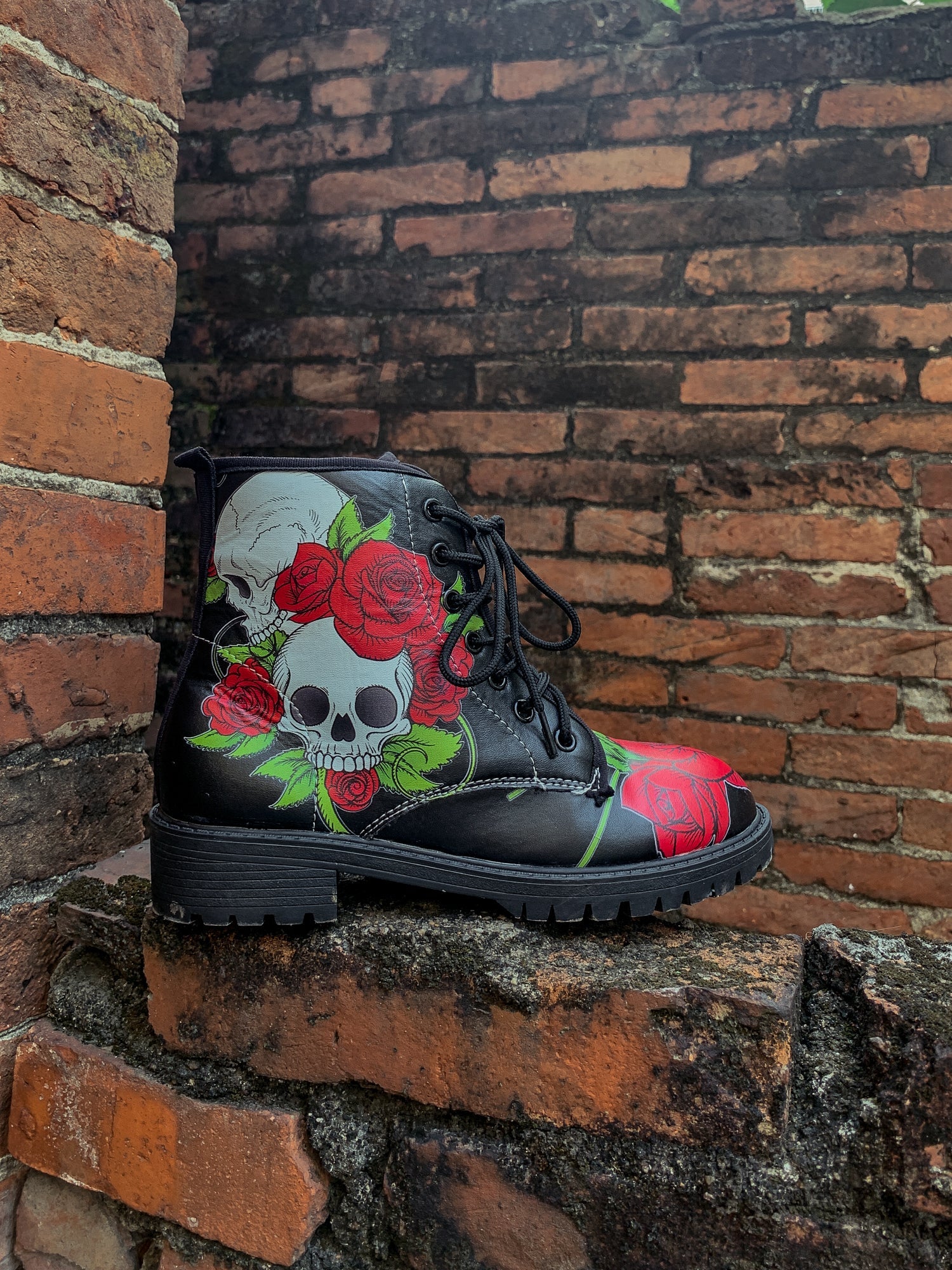 En Bloom | Skull-Rose Black Ankle Flat Combat Boots