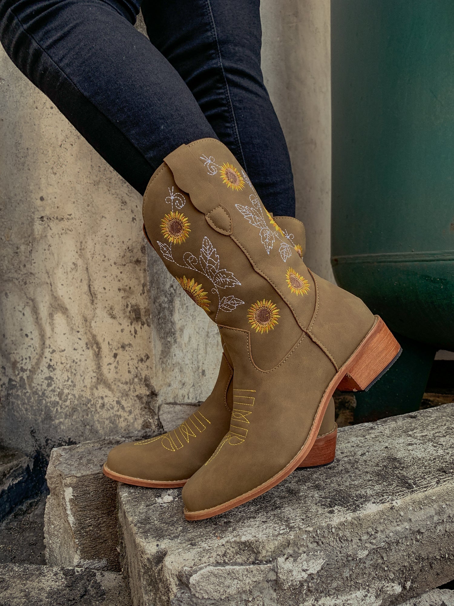 En Bloom | Khaki Sunflower Embroidered Knee Cowboy Boots