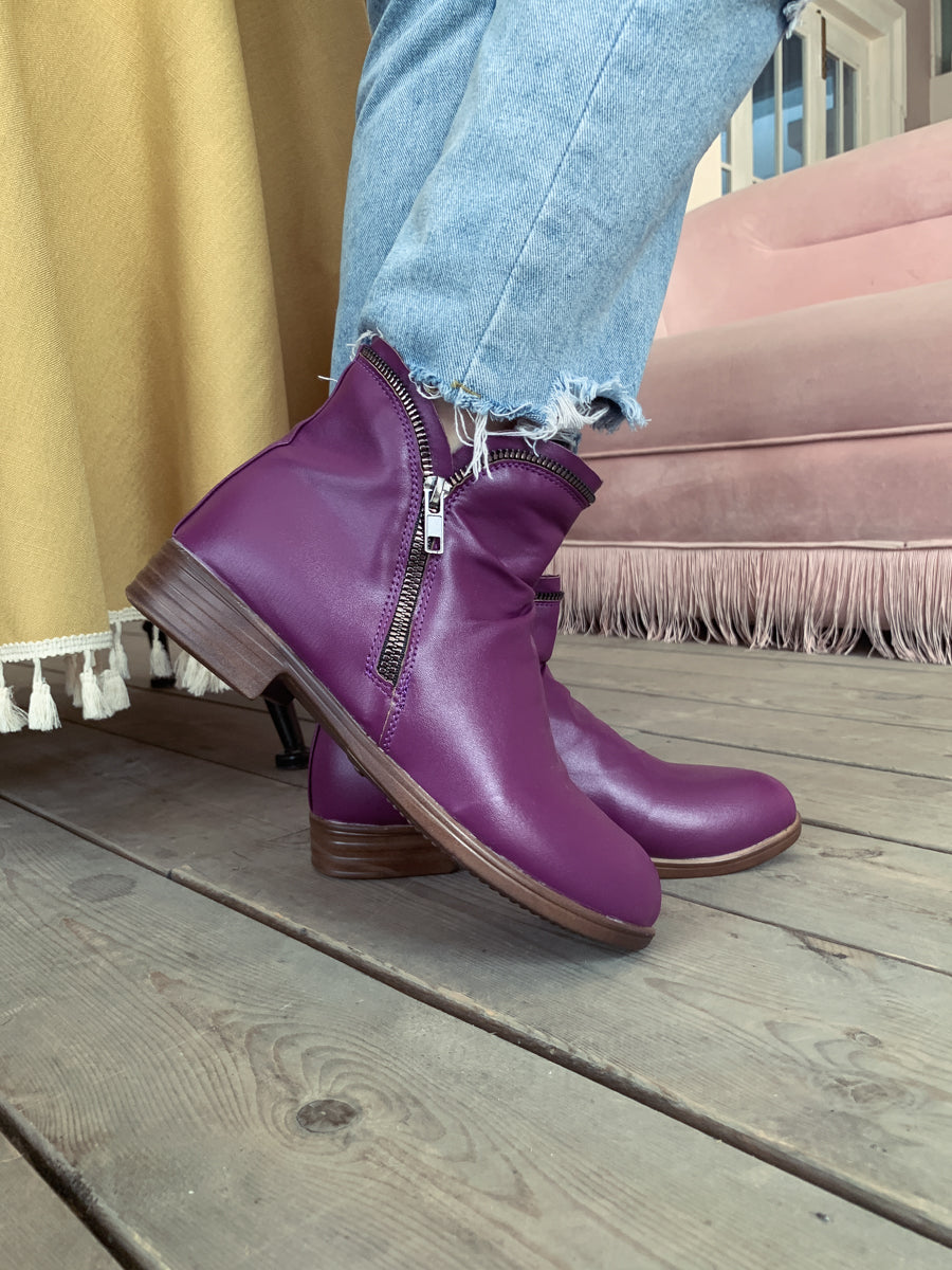 En Bloom | Purple Side Zip Ruched Ankle Boot